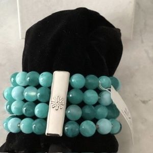 BNIB ~QVC Isaac Mizrahi Shades Of Blue 4 Strand Stretch Bead Bracelet Silver